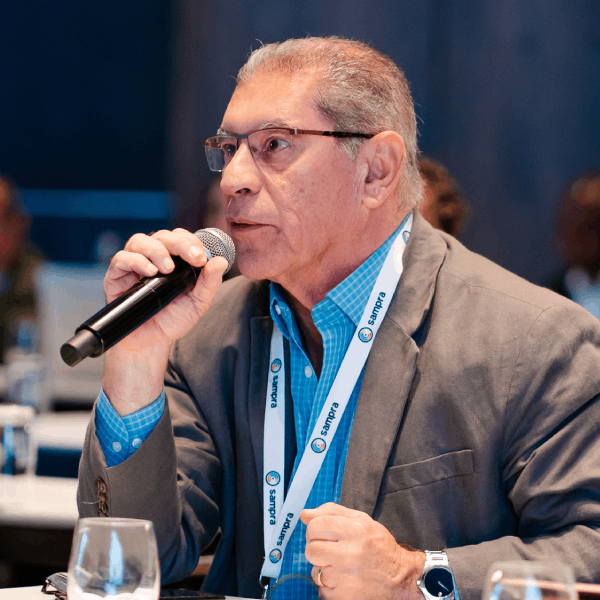 Roberto Correa de Mello